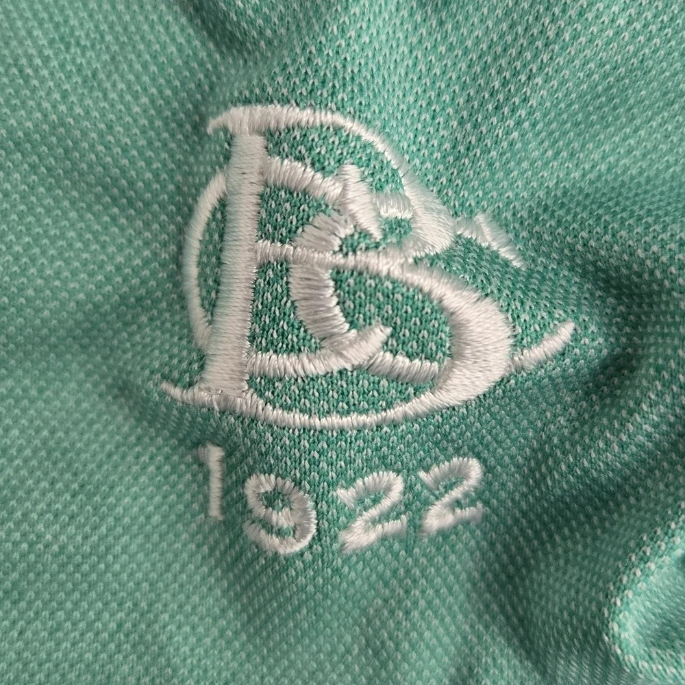 Travis Mathew Polo XL Excellent Condition - Picture 5 of 8